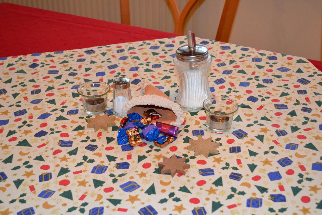 Gaestehaus Tagescafe Eckenfels Ohlsbach ภายนอก รูปภาพ